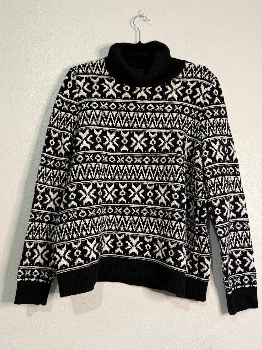 Lands End Turtleneck Fair Isle Knit Sweater - Black & White. Sz XL/P.